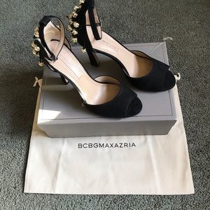 BCBG MAXAZRIA Heels new with box 37